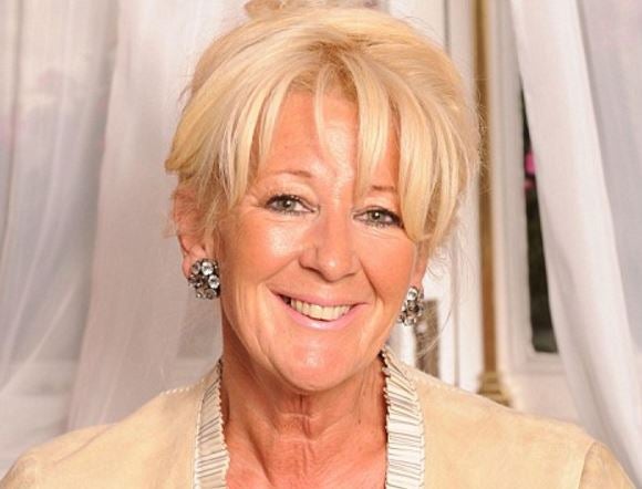 Memorial plaque to former Mirror columnist Sue Carroll set to be unveiled at St Bride's on 6 December