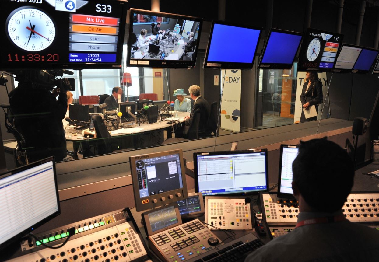 Live programmes. Bbc Radio 4 today. Broadcasting House bbc. Broadcasting on Air. FHKV radio4.