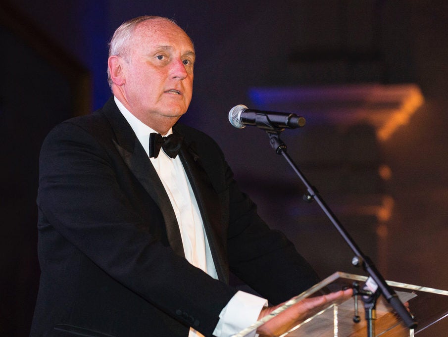 Ex-Daily Mail editor Paul Dacre takes swipe at BBC and salutes Fleet Street as he's named London Press Club's first 'journalist laureate'