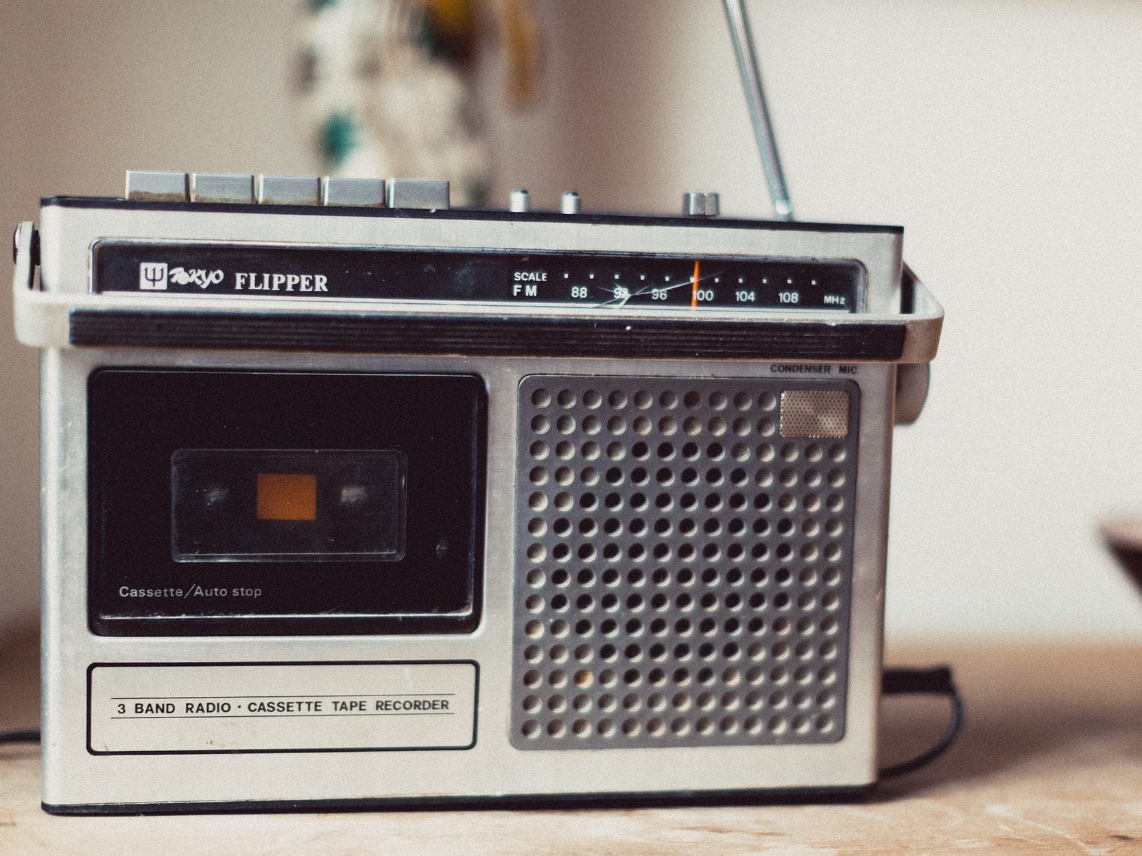 Radio revenues and smart speaker adoption to grow in 2019, Deloitte forecasts