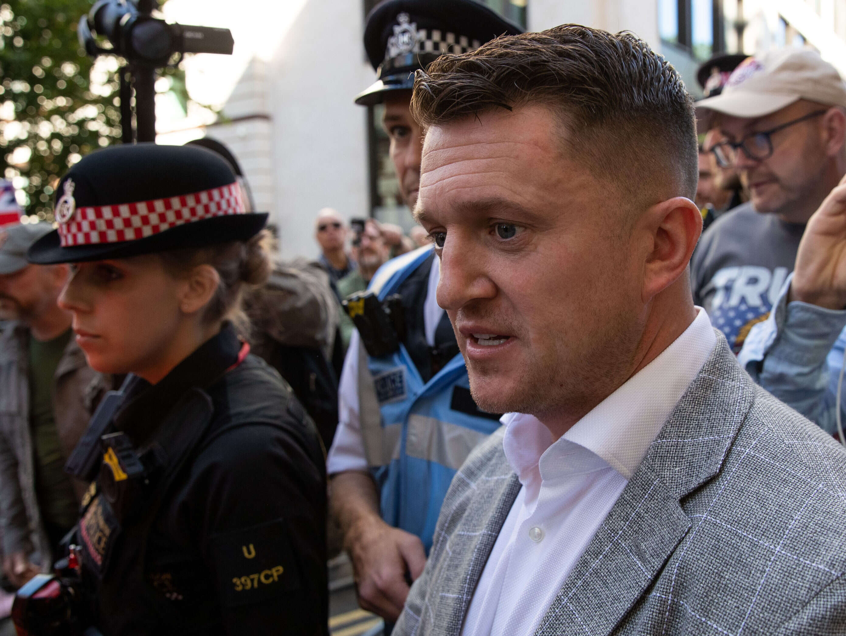 Tommy Robinson's live broadcast outside court in sex ring case was 'reckless', High Court told