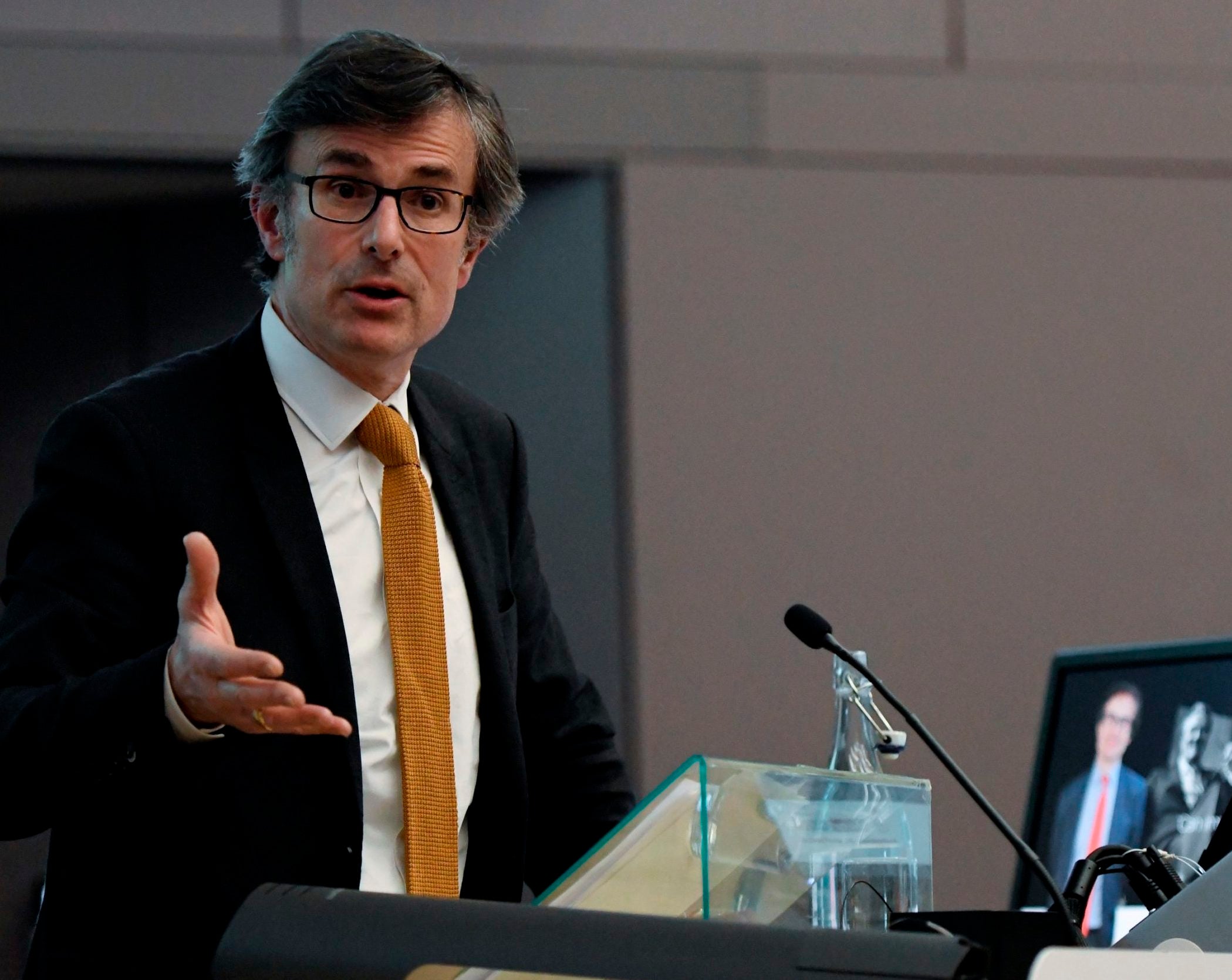Robert Peston: 'Now I feel I have to say I'm Jewish when reporting on Labour anti-Semitism claims'