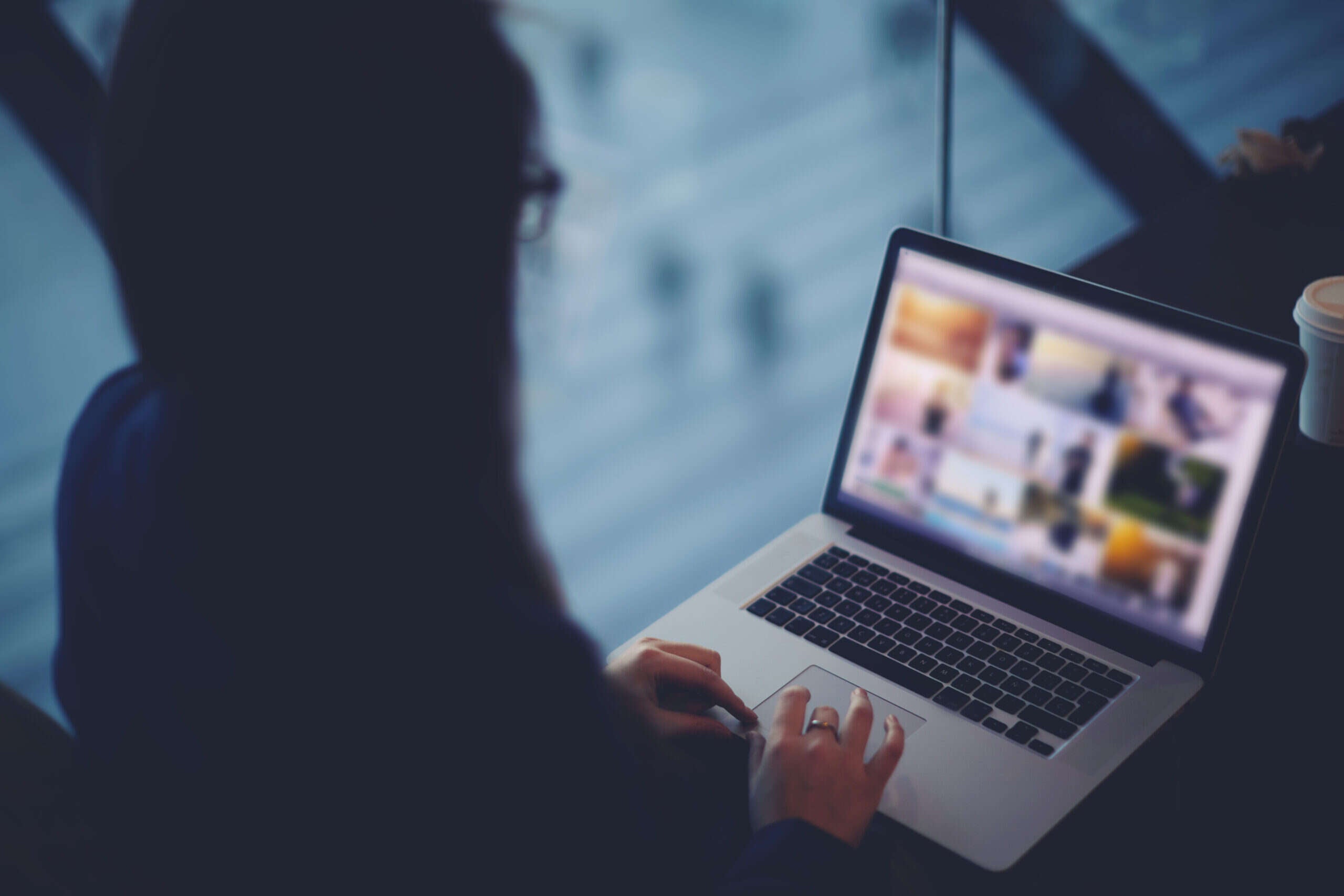 Woman at laptop|