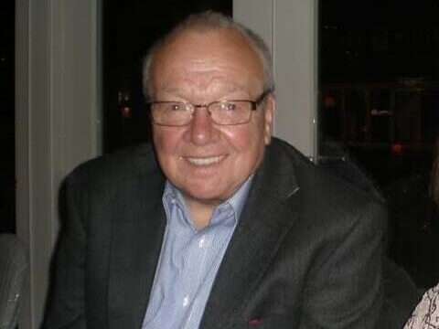 Former Wrexham Evening Leader editor Reg Herbert dies aged 85