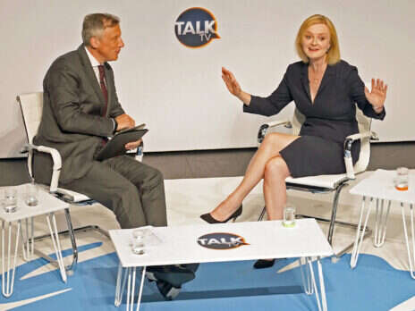 TalkTV's Tom Newton Dunn tells Liz Truss attacks on media are 'cheap'