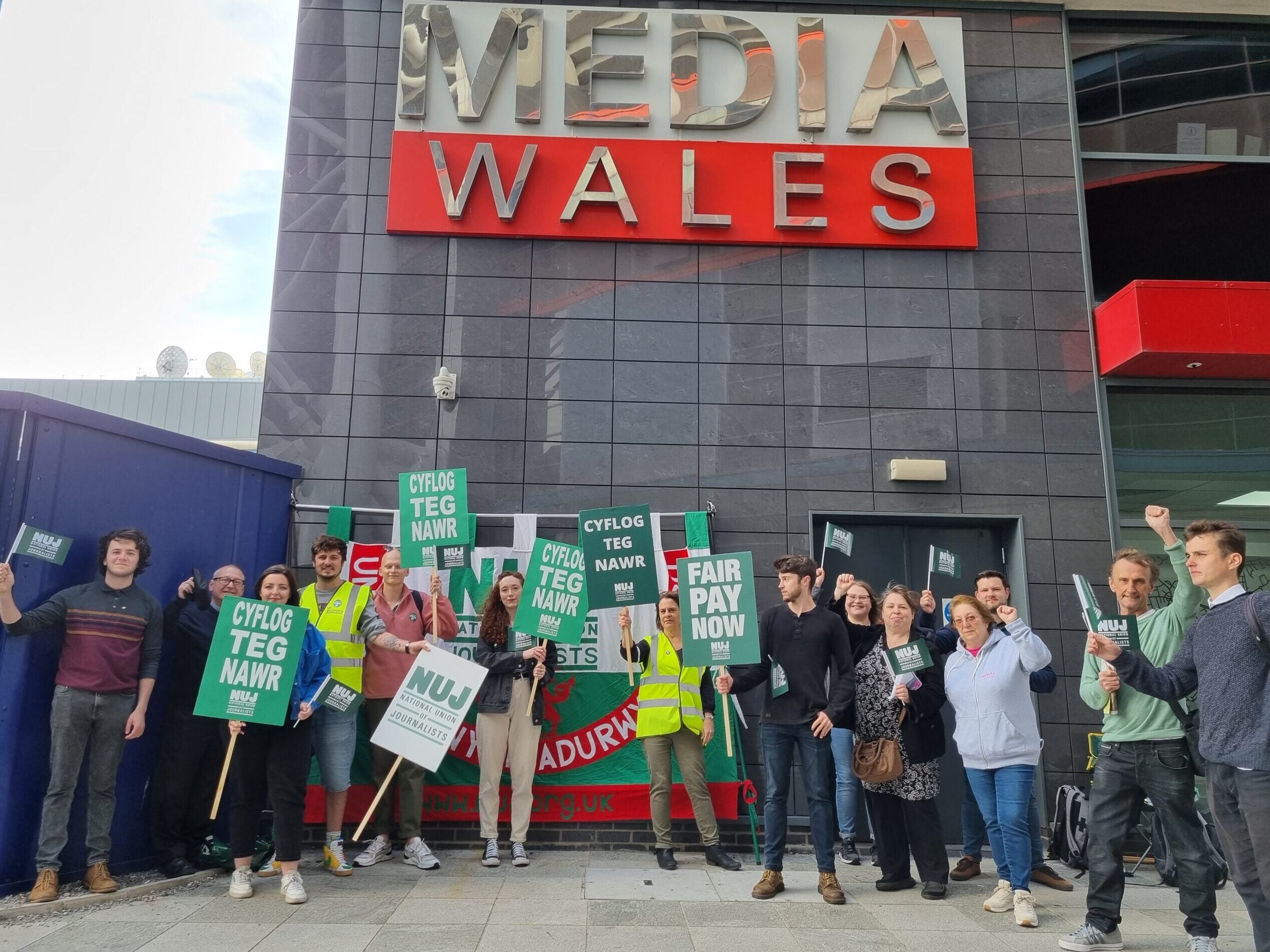 Pictured: 1,150 Reach journalists on picket lines across UK and Ireland over 3% pay offer