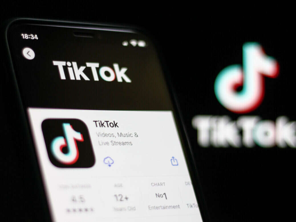 Tiktok: BBC staff advised not to use it on work phones due to security concerns
