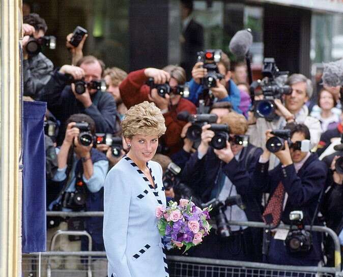 Princess Diana pictured in 1993 with press