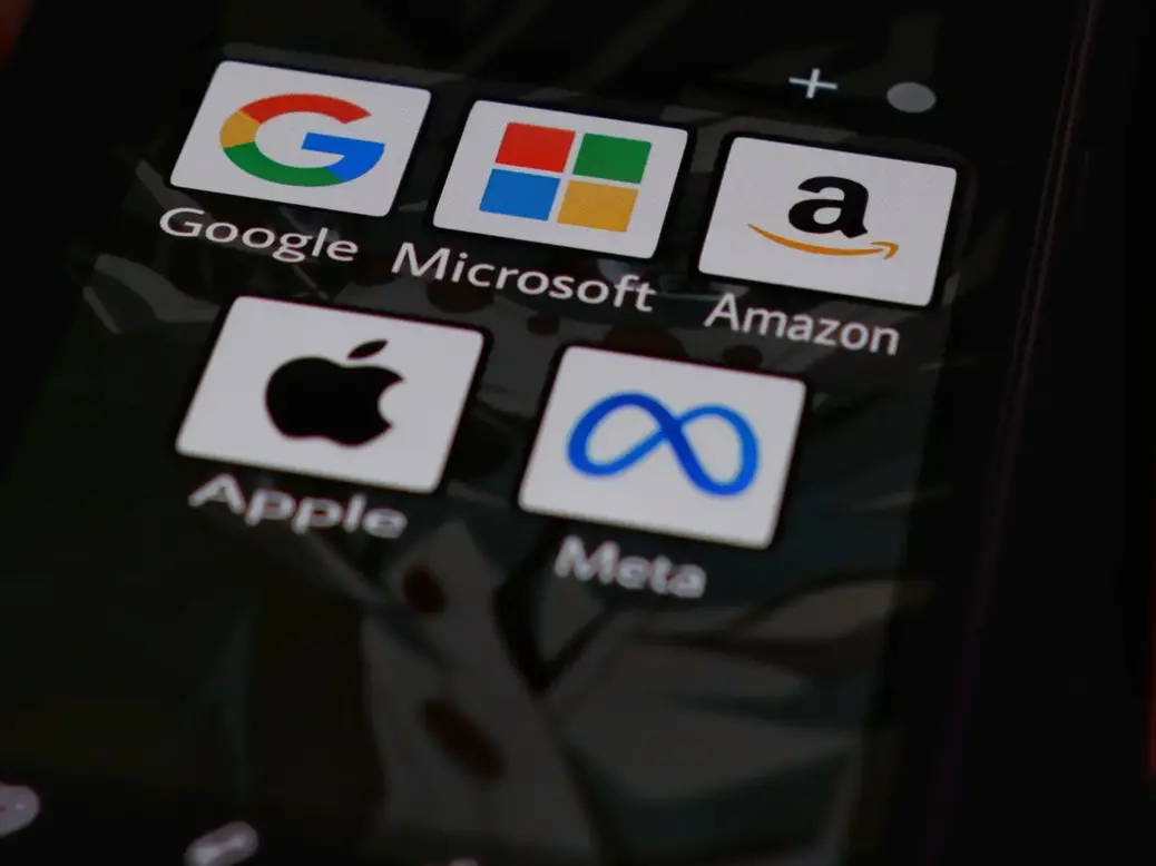 Google, Microsoft, Amazone, Meta, Apple logos (Shutterstock)