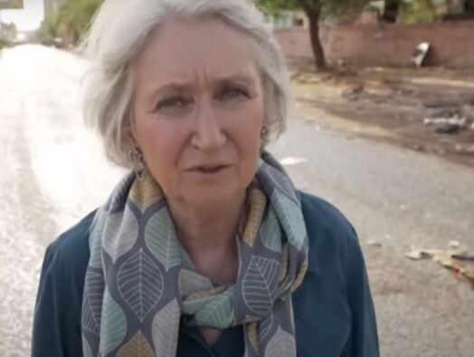Lindsey Hilsum in Sudan on a deserted road