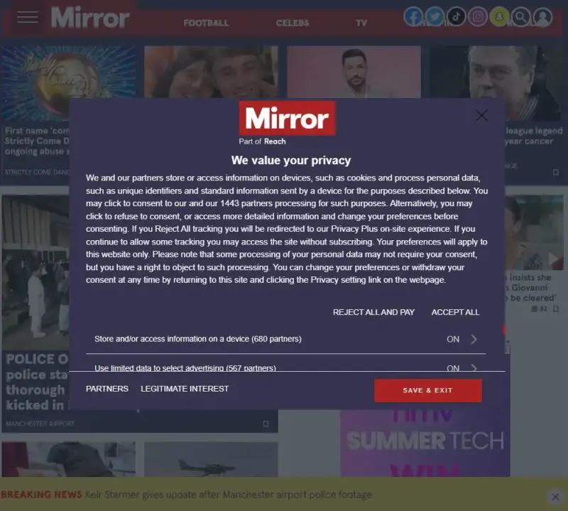 The initial cookies widget on the Mirror's website giving users the opportunity to 'reject all and pay'