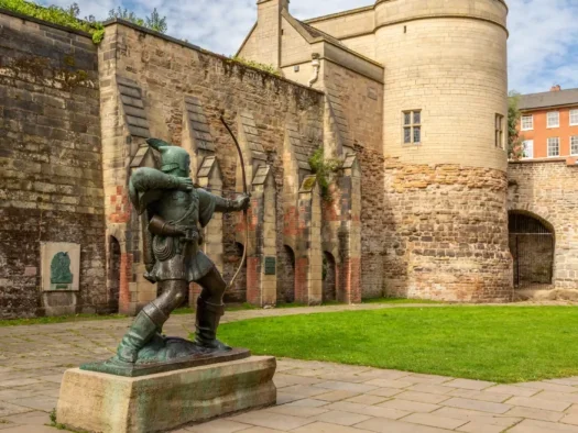 Statue of legendary Robin Hood outside Nottingham Castle