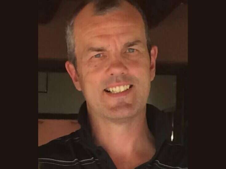 Photo of Sports editor who spent 25 years at Brighton Argus dies aged 64