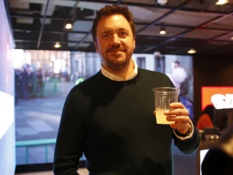 'Rock' of US Sun Paul Vale dies aged 50
