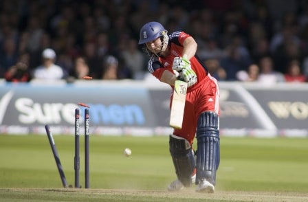 News UK titles add near-live video from England cricket matches to digital subscription packages