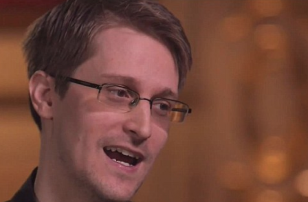 Daily Mail attacks 'supreme arrogance' of Guardian as Edward Snowden suggests he did not read all leaked documents