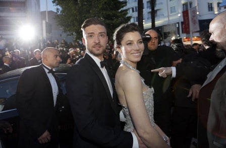 Heat agrees libel settlement with Timberlake and Biel after Irish legal action over 'flirty photos' story
