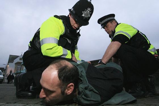 Photographers lobby Met after Olympic protest clash